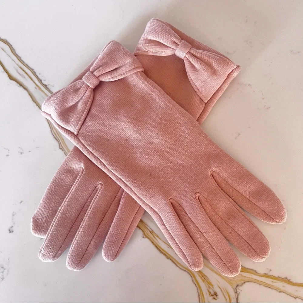 Pink Blush Pink Bow Gloves